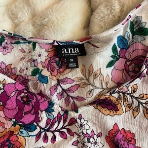 Ana Women XL White Pink Floral Ruffle Sleeve V Neck Workwear Office Top Spring